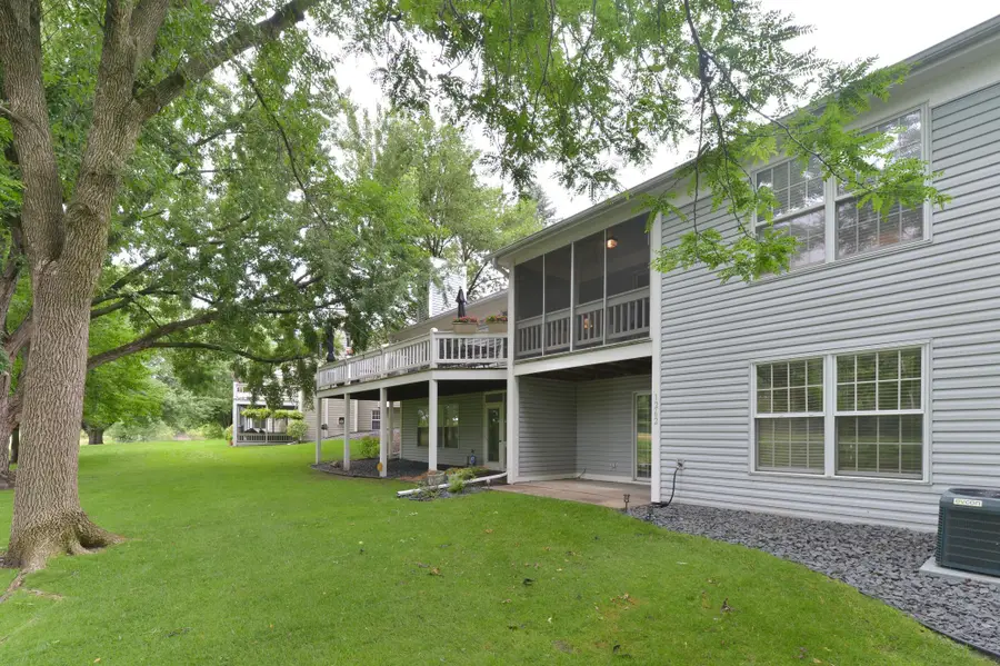 1262 Pond View Lane, White Bear Lake, MN 55110 - #3