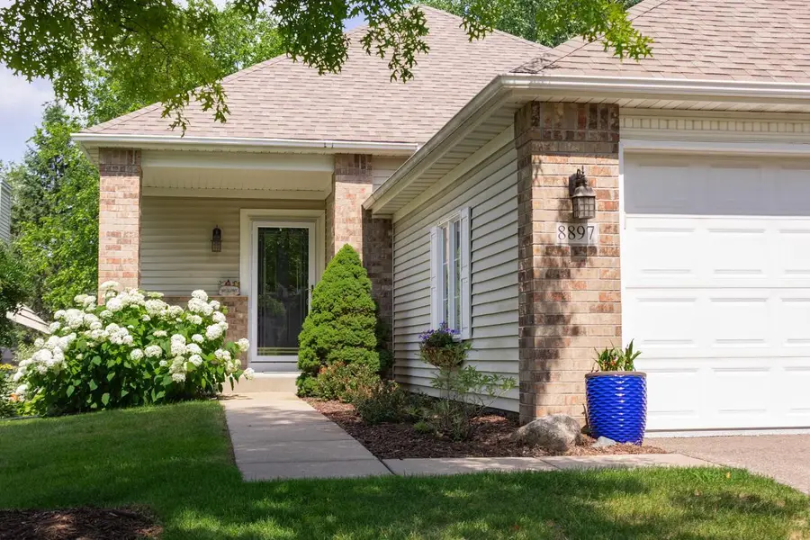 8897 Compton Drive, Inver Grove Heights, MN 55076 - #2