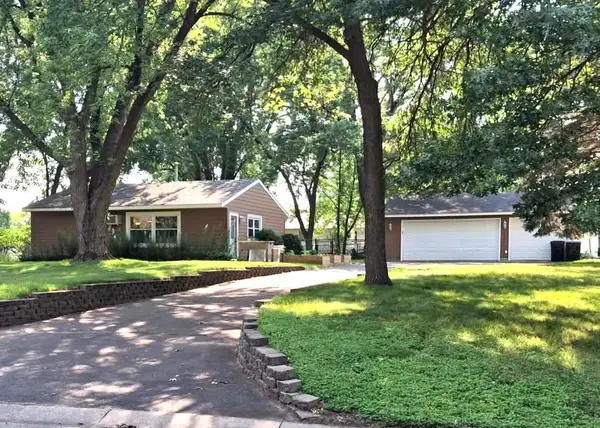 12260 Partridge Street Nw, Coon Rapids, MN 55448