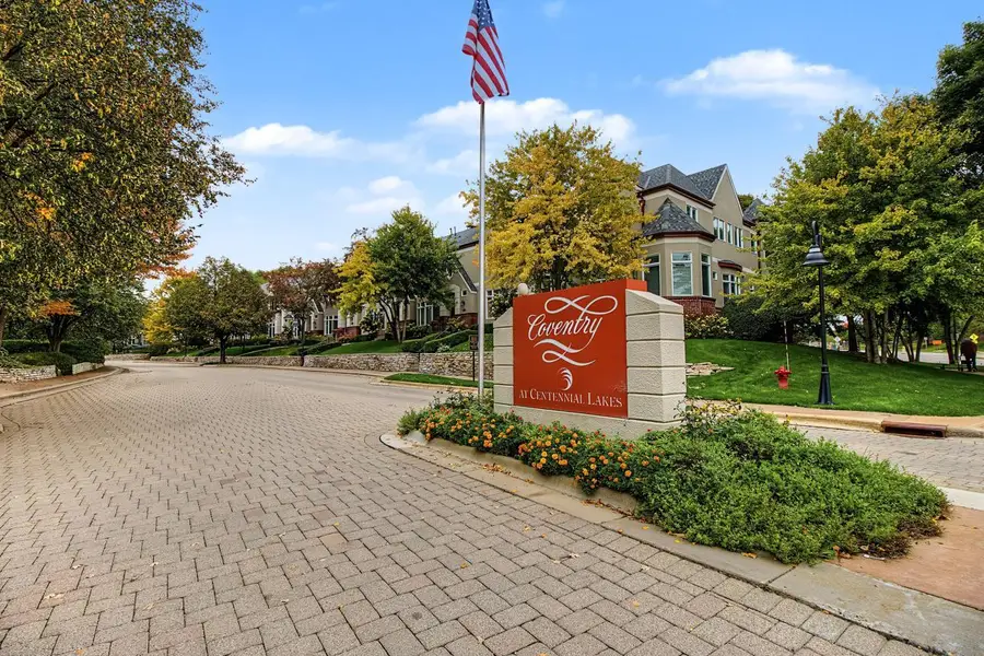 604 Coventry Lane, Edina, MN 55435 - #2