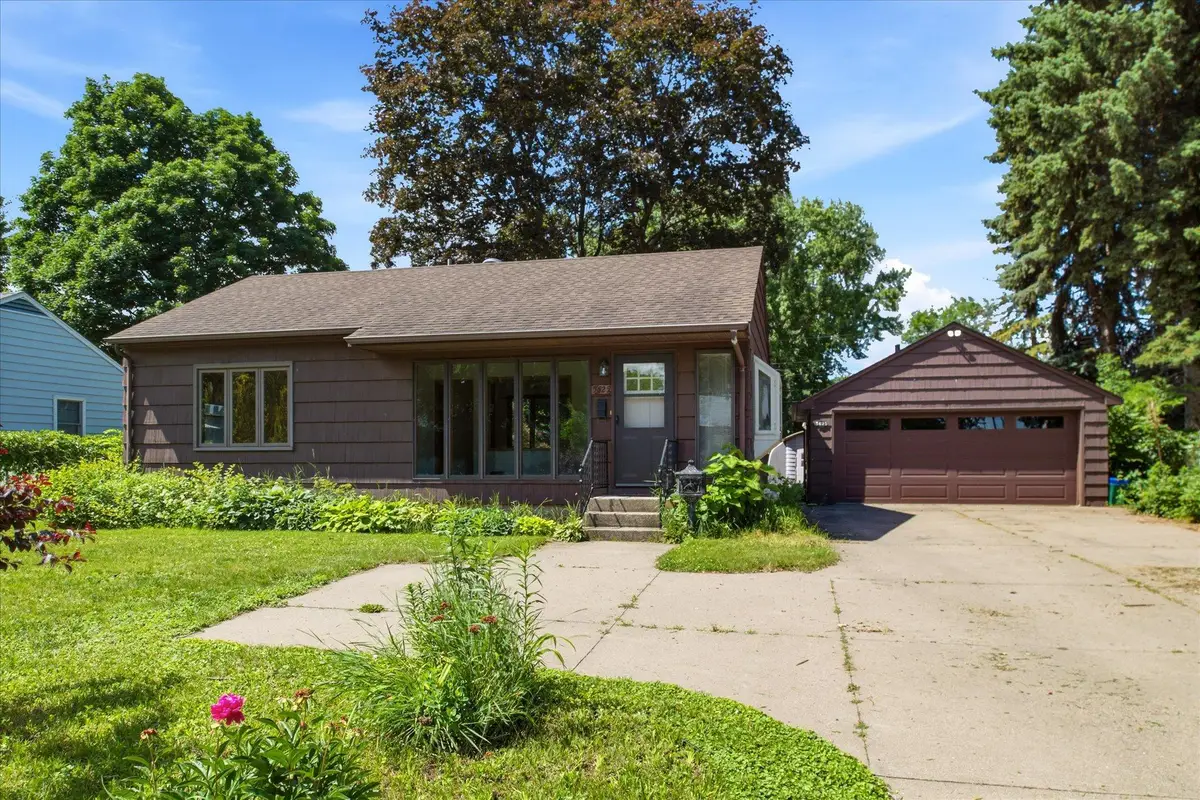 5625 Hillsview Road, Brooklyn Center, MN 55430 - #1
