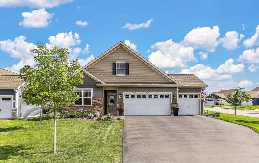 2084 Arcadia Street, Shakopee, MN 55379 - #2