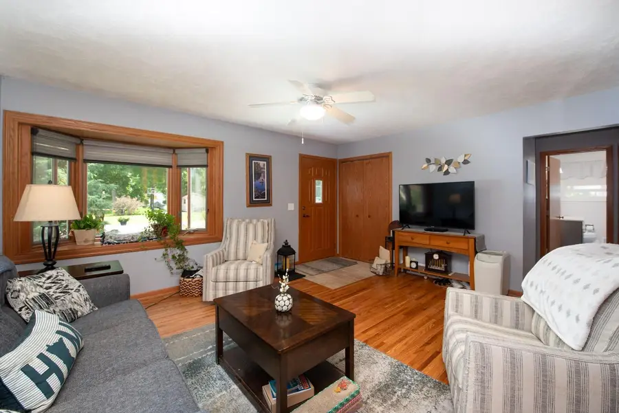 318 W Livermore Street, Saint Peter, MN 56082 - #3
