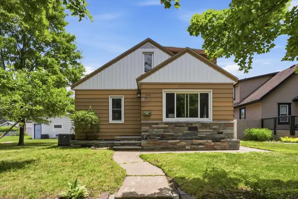 108 21st Avenue N, Saint Cloud, MN 56303