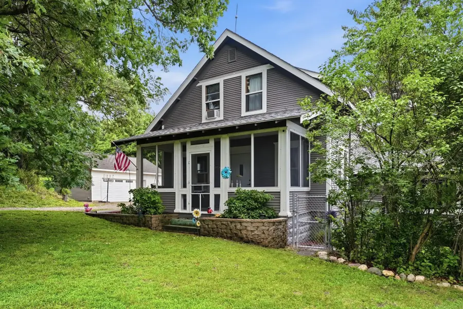 219 Main Street N, New London, MN 56273 - #3