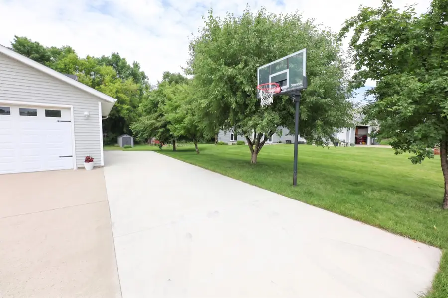 2501 Shadow Lane Se, Alexandria, MN 56308 - #2