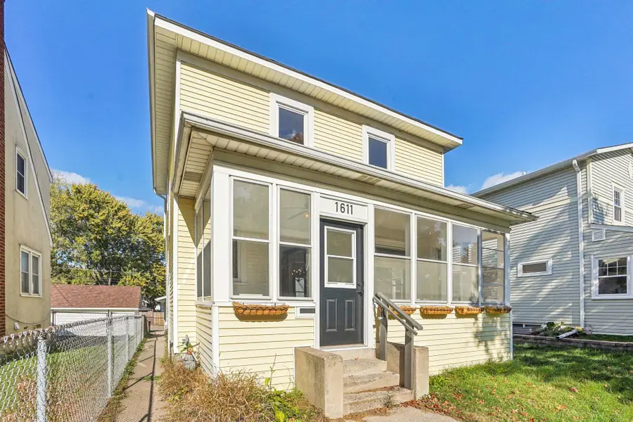 1611 Edmund Avenue, Saint Paul, MN 55104 - #2