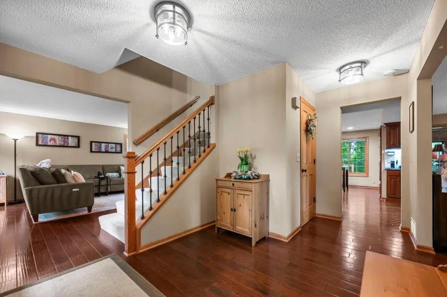 12500 Dorchester Trail, Apple Valley, MN 55124 - #3