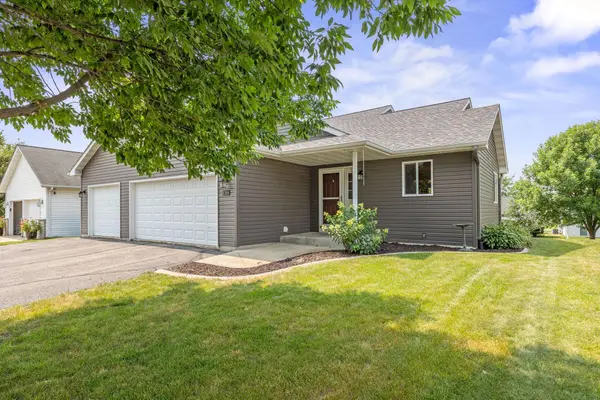 1166 Blackbird Drive Sw, Hutchinson, MN 55350