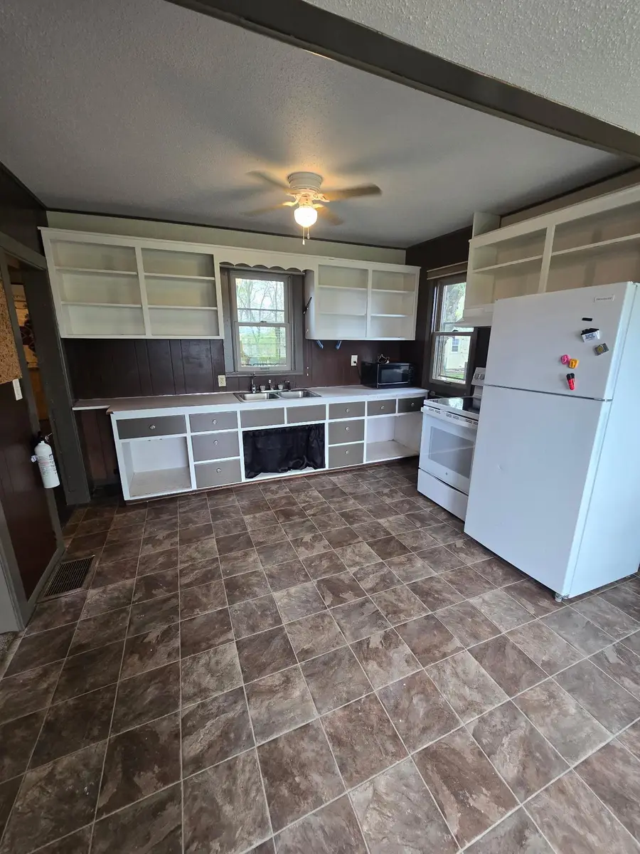 1129 142nd Avenue, Welcome, MN 56181 - #2