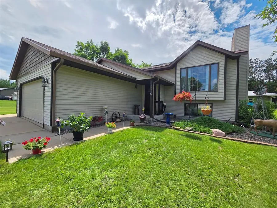 1440 Birchwood Lane, Eau Claire, WI 54703 - #2