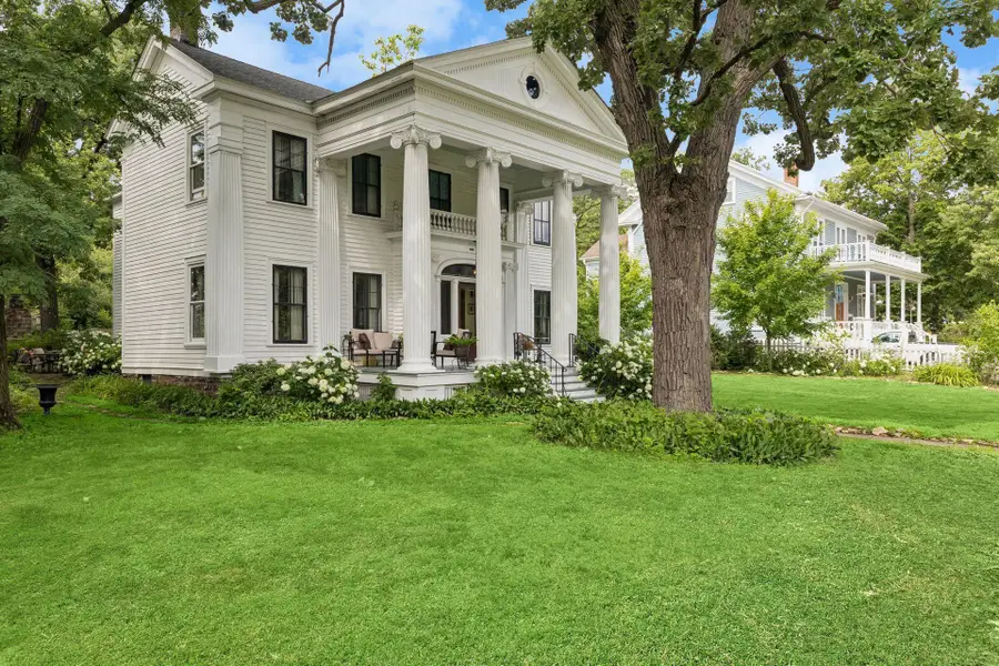 223 Walnut Street, Saint Paul, MN 55102 - #2