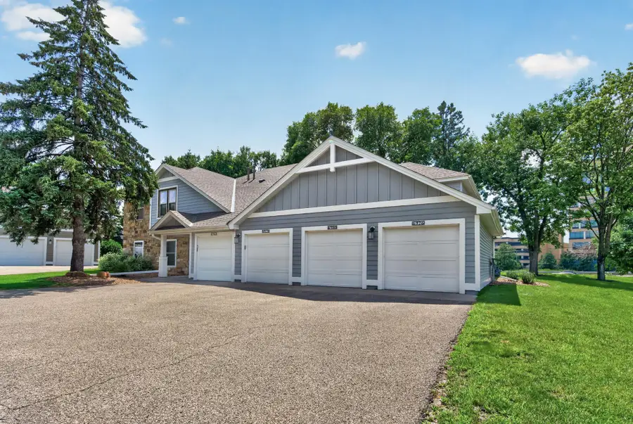 6976 Langford Court, Edina, MN 55436 - #3