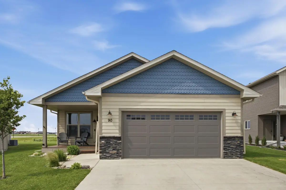 90 6th Street E, Horace, ND 58047 - #1
