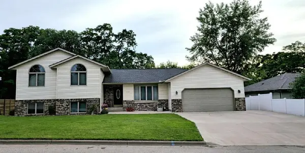 1321 Ridgewood Drive, Winona, MN 55987