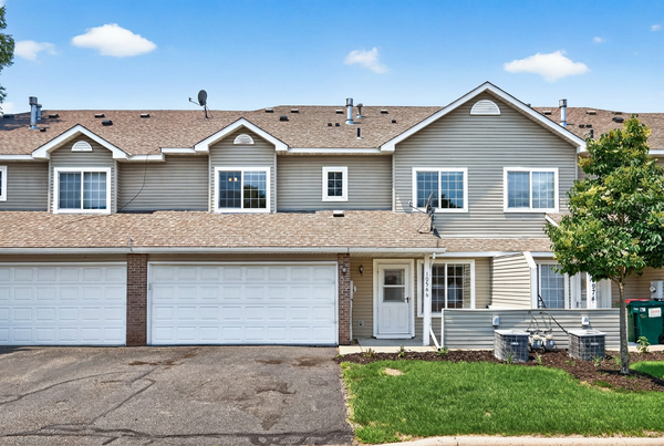 10966 Bluebird Street Nw, Coon Rapids, MN 55433