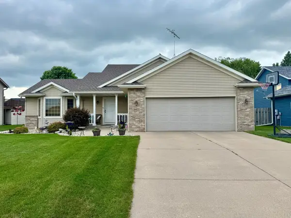 409 22nd Avenue N, Sartell, MN 56377