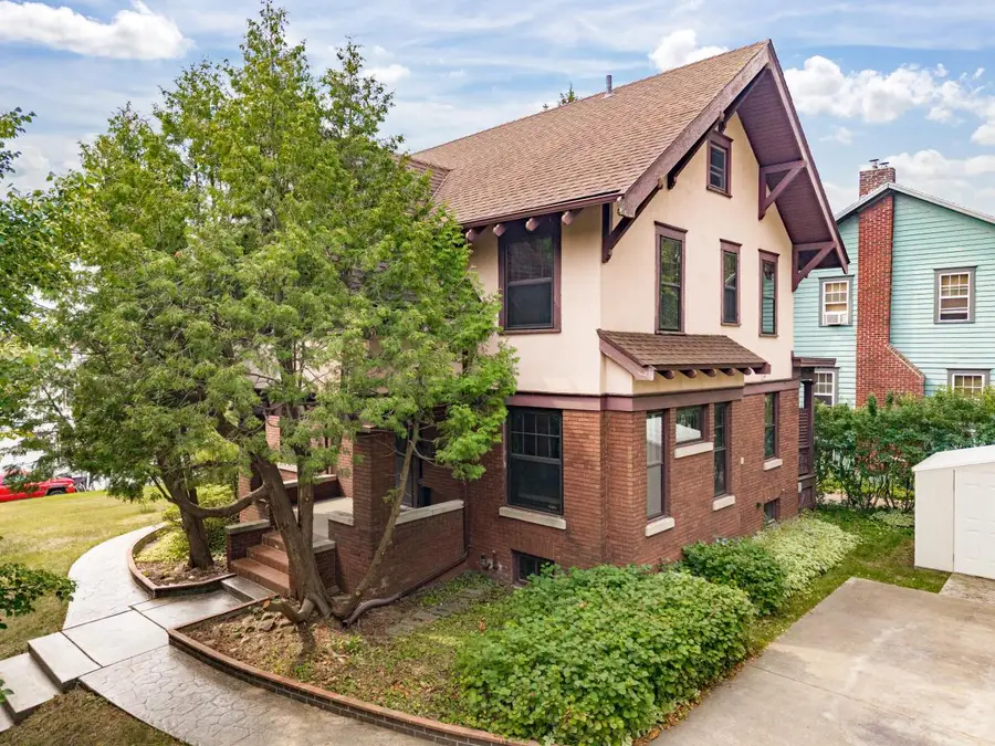 101 S 20th Avenue E, Duluth, MN 55812 - #3