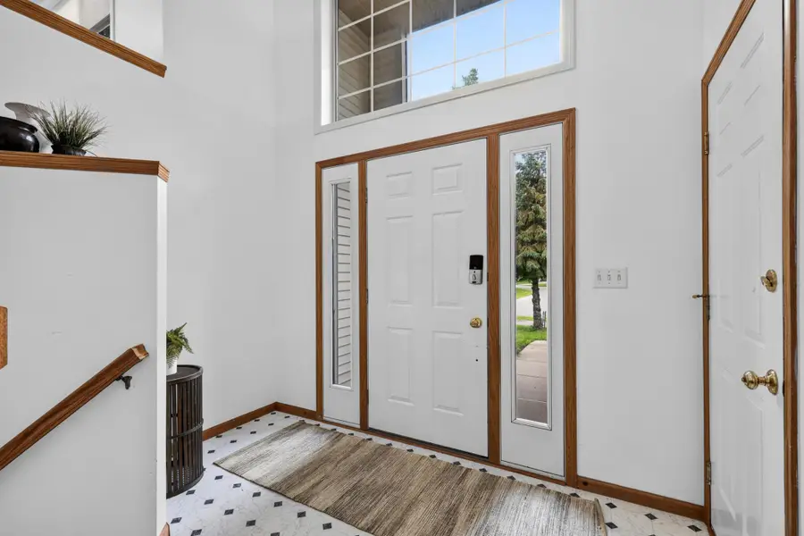 1911 Queens Drive, Woodbury, MN 55125 - #3