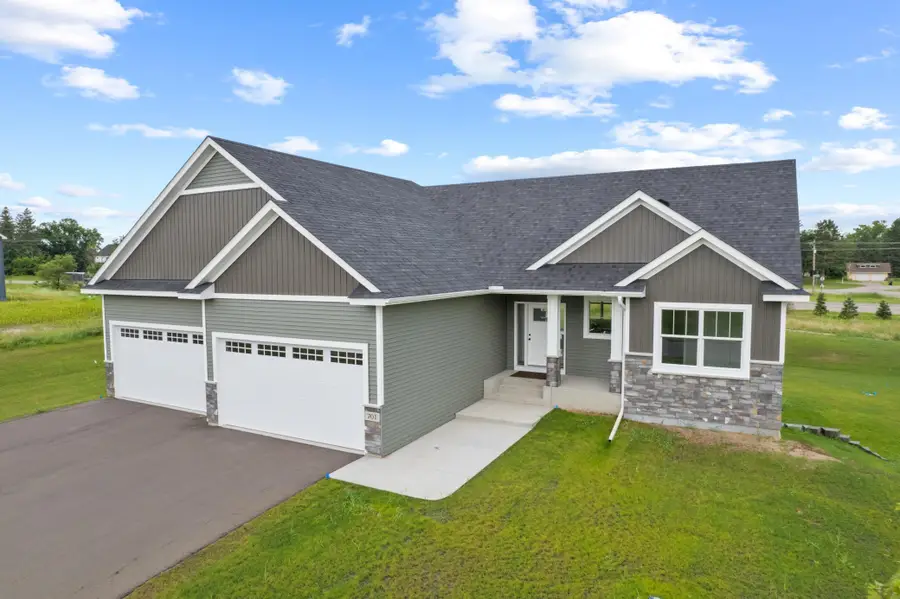 20615 Redwood Street Nw, Oak Grove, MN 55011 - #2