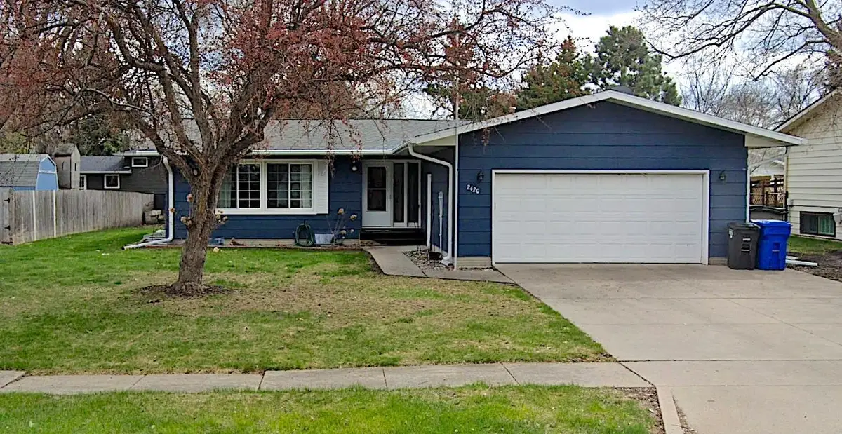 2420 W Country Club Drive S, Fargo, ND 58103 - #1