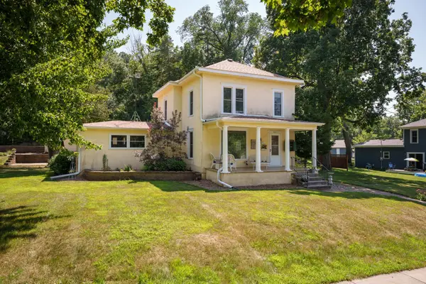 201 W Colvill Street, Cannon Falls, MN 55009
