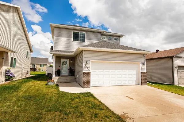 6087 56th Avenue S, Fargo, ND 58104