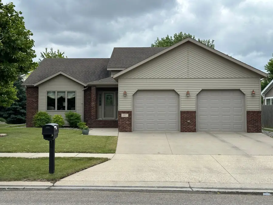 607 13th Avenue N, Moorhead, MN 56560 - #3