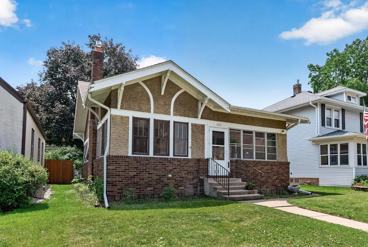 658 Nebraska Avenue E, Saint Paul, MN 55106 - #1