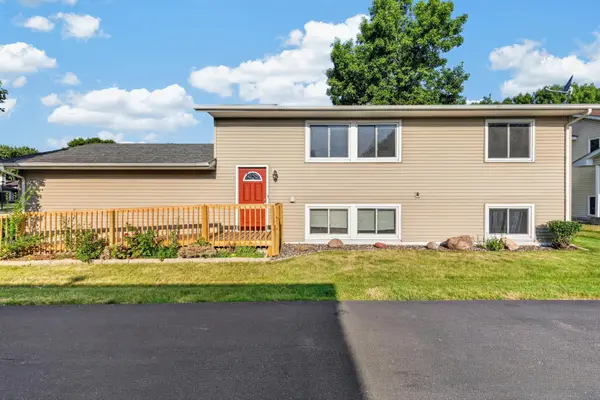 13344 90th Avenue N, Maple Grove, MN 55369