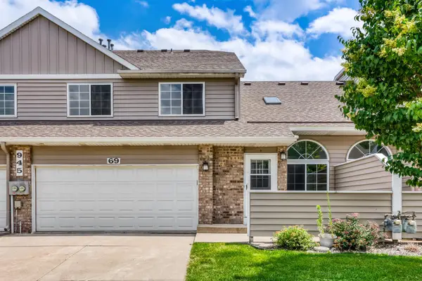 945 106th Lane Nw #69, Coon Rapids, MN 55433