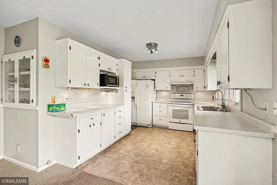 981 Oriole Drive, Apple Valley, MN 55124 - #3