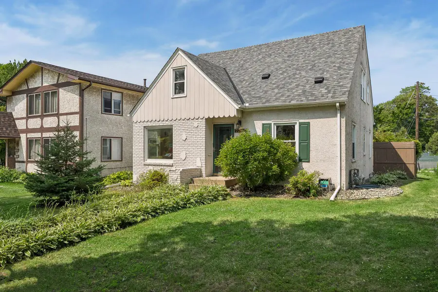 2206 Arthur Street Ne, Minneapolis, MN 55418 - #3
