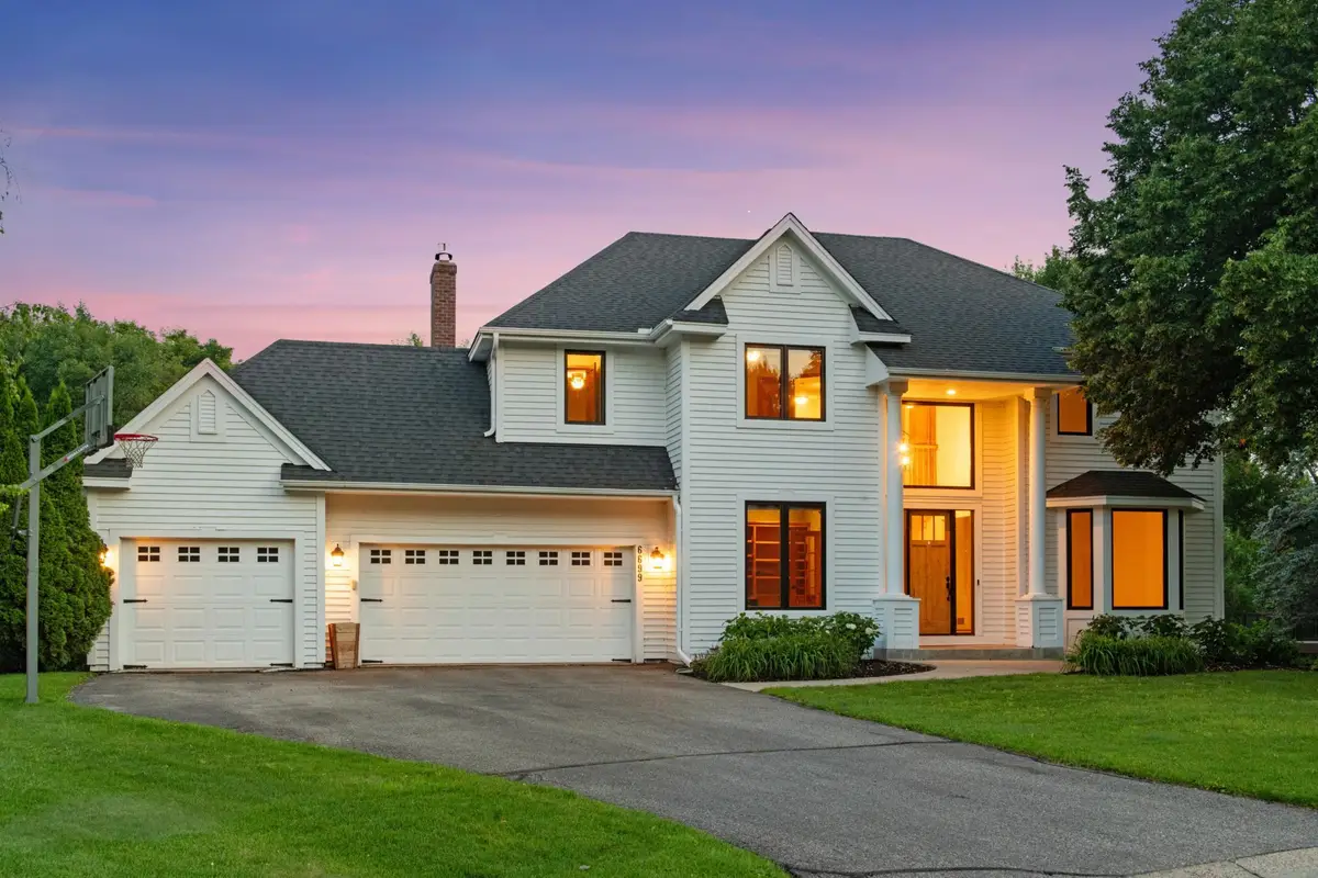 6699 Mulberry Circle E, Chanhassen, MN 55317 - #1