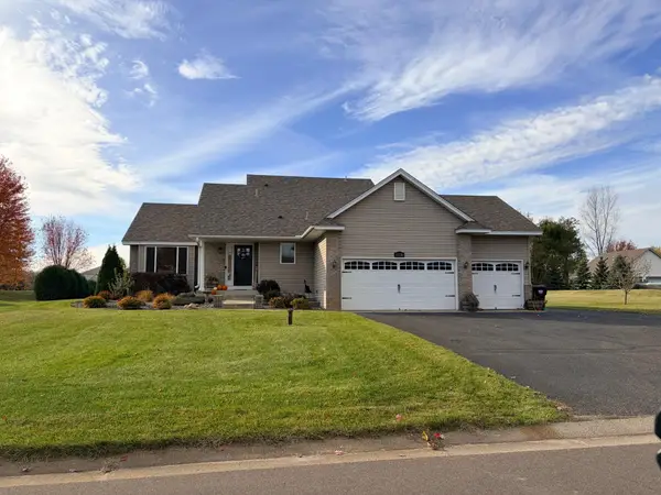 17330 Bataan Street Ne, Ham Lake, MN 55304