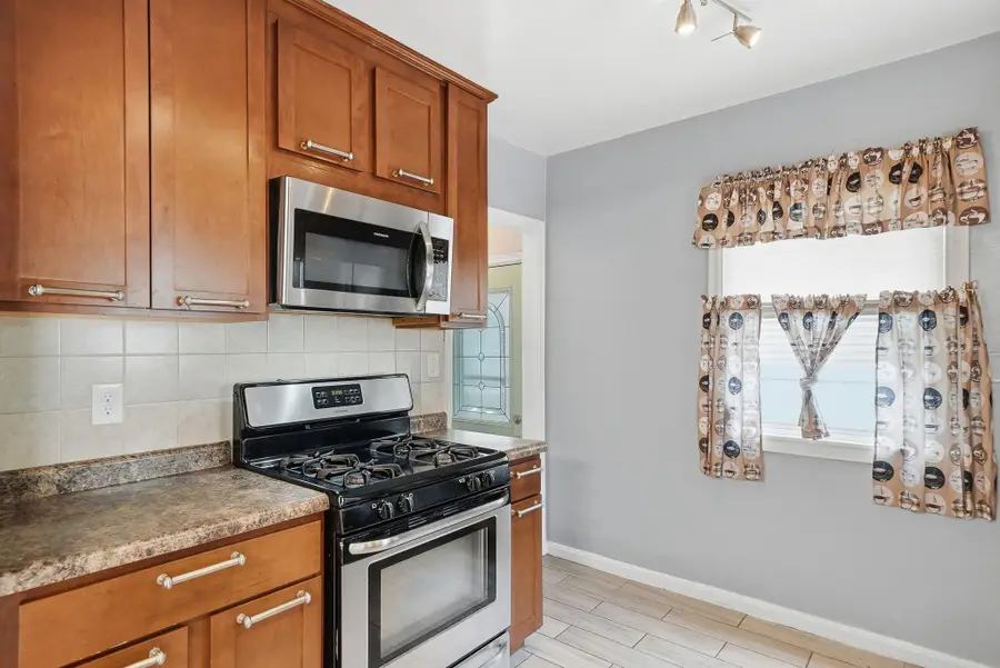 1285 Galtier Street, Saint Paul, MN 55117 - #3