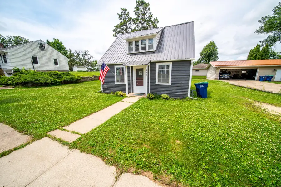 211 N Green Street, Rushford, MN 55971 - #3