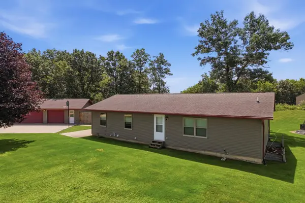 65391 142nd Avenue, Wabasha, MN 55981