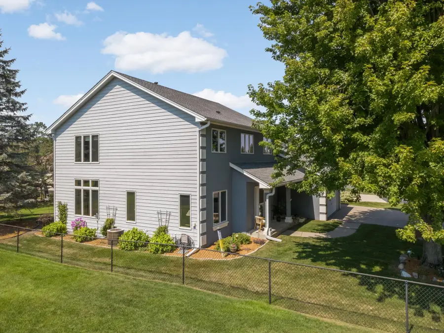 527 Hackmore Drive, Eagan, MN 55123 - #3