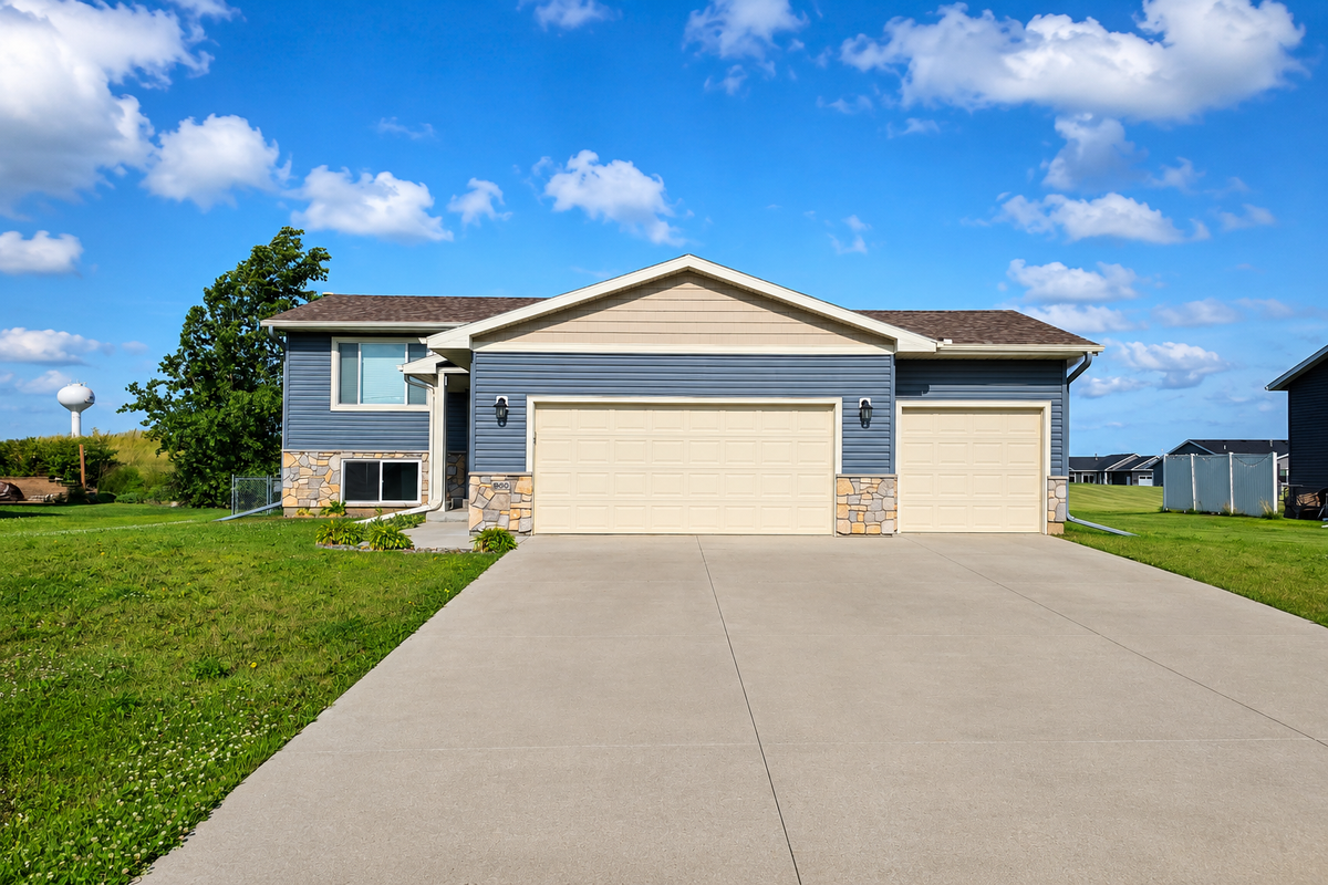 906 7th Avenue, Wanamingo, MN 55983 - #1