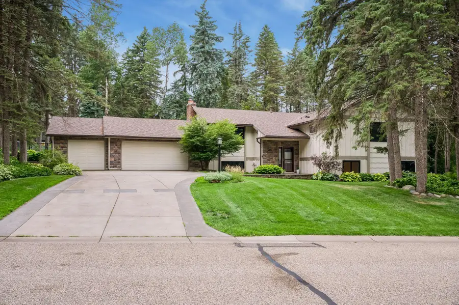 1148 Kenilworth Drive, Woodbury, MN 55125 - #2
