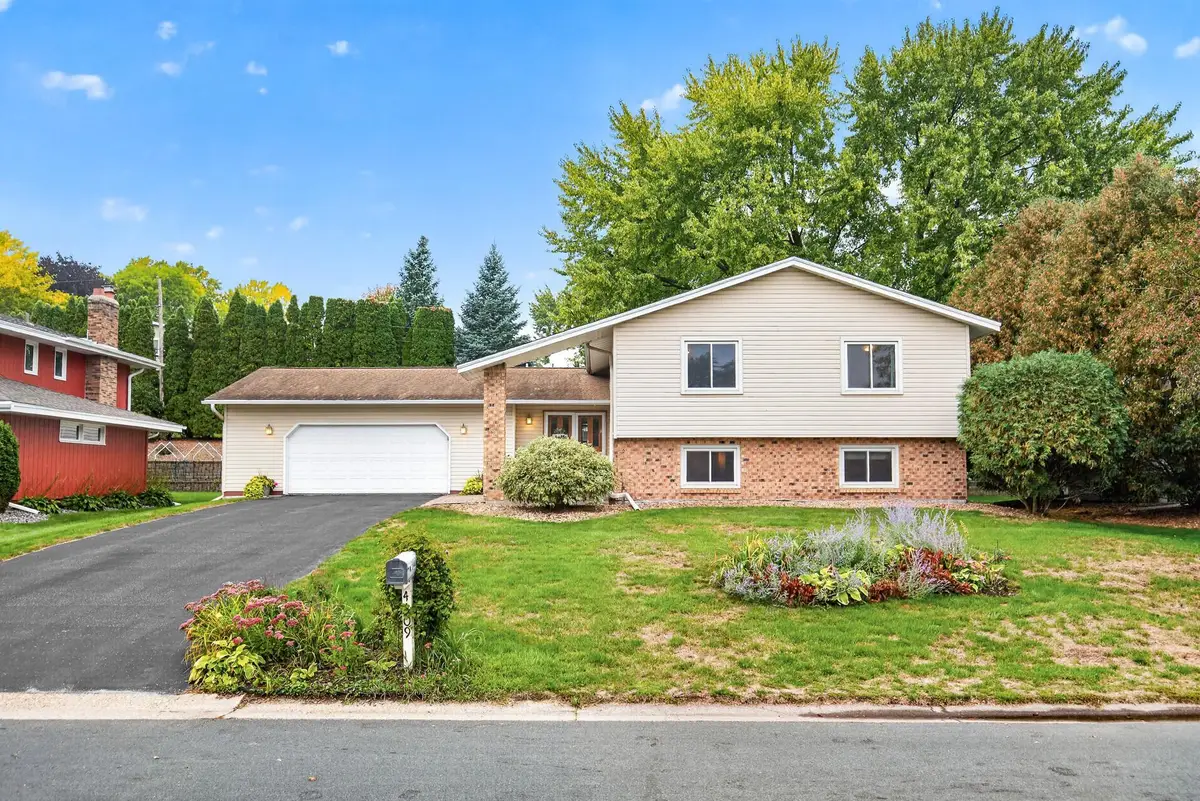 4409 Flag Avenue N, New Hope, MN 55428 - #1