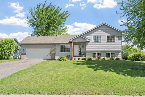 615 Buffalo Hills Street, Buffalo, MN 55313