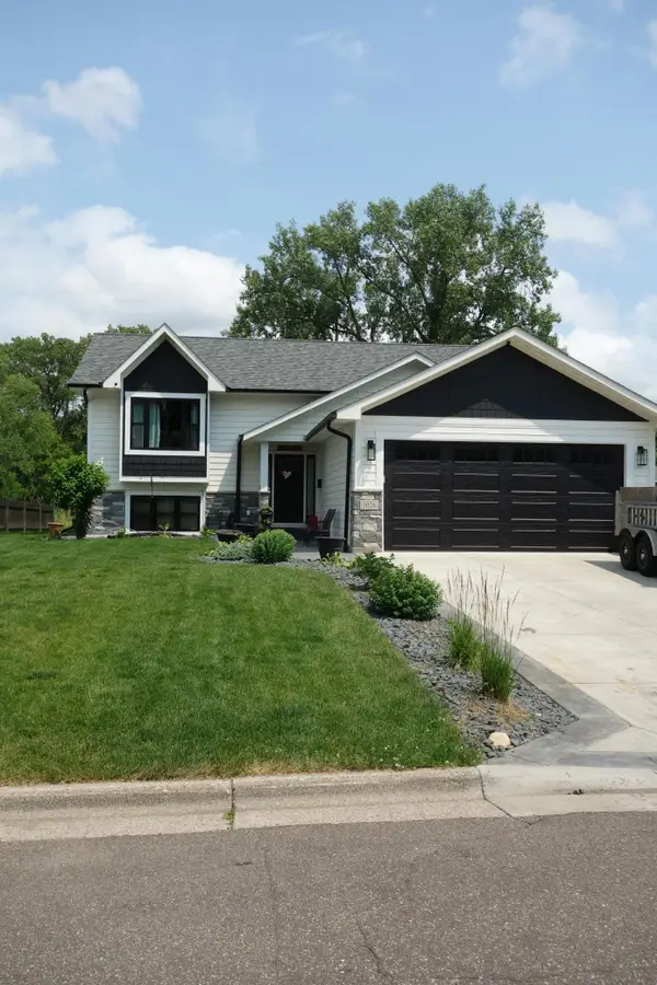 1026 Carrie Street, West Saint Paul, MN 55118