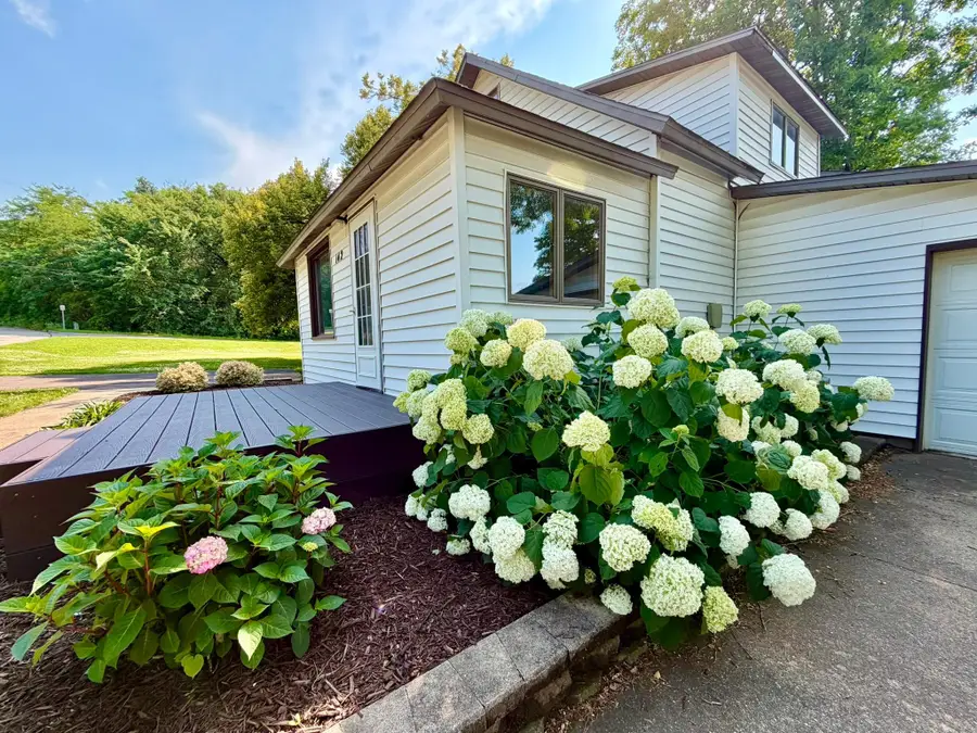 142 Red Wing Avenue S, Red Wing, MN 55066 - #3