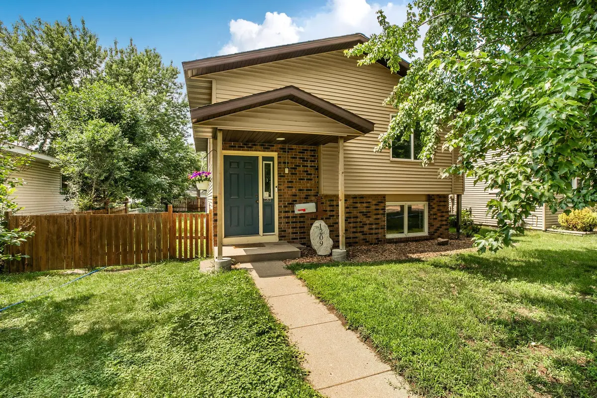 1209 2nd Avenue S, Sauk Rapids, MN 56379 - #1