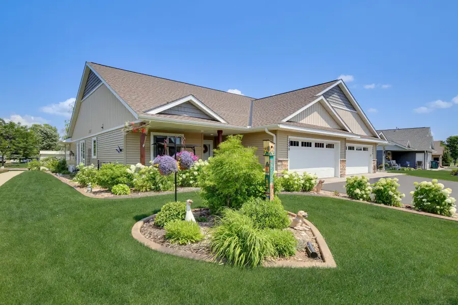 3498 Cambridge Place, River Falls, WI 54022 - #2