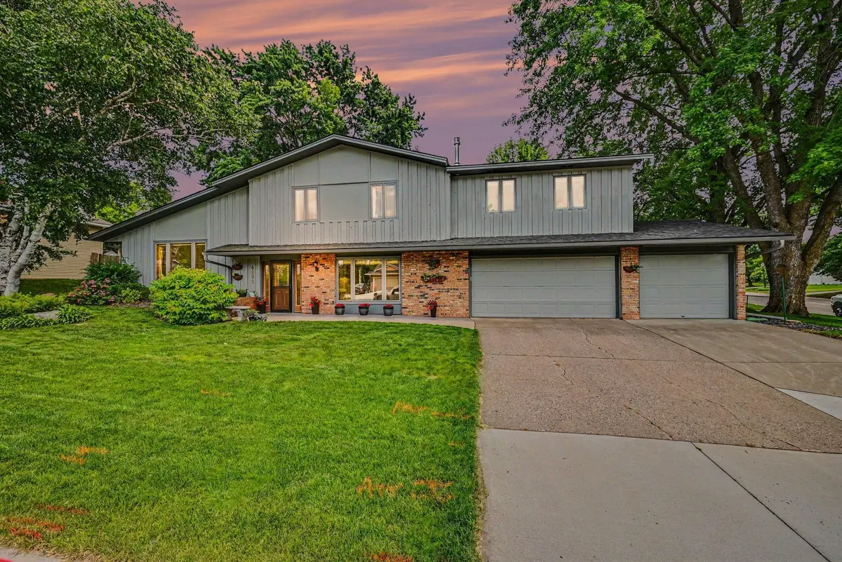6080 134th Street W, Apple Valley, MN 55124 - #1