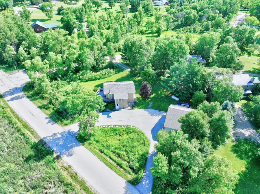 9051 Memory Lane Nw, Alexandria, MN 56308 - #2