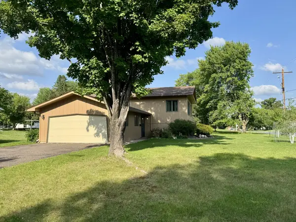 2003 4th Avenue N, Menomonie, WI 54751
